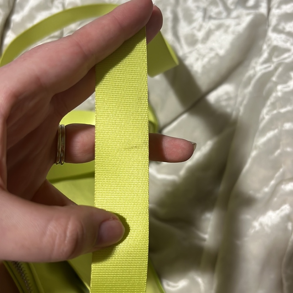 Crossbody - Picture 7 of 8
